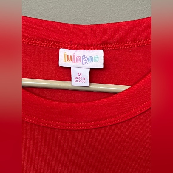 LuLaRoe Liv Basic T - Size Medium - Picture 3 of 4